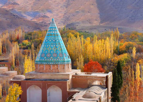 کوهگشت روستای مرق ویژه کارکنان خانم دانشگاه برگزار شد